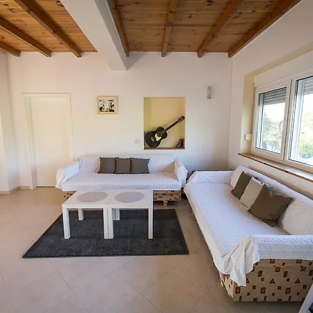 Village House *